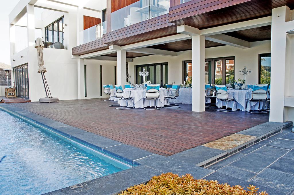 Isango Gate Hotel Port Elizabeth Exterior photo